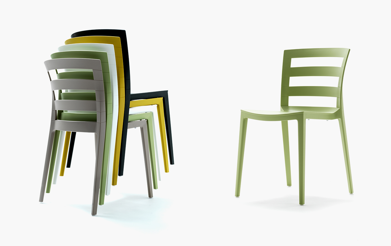 Town | Lightweight & Stackable Café Chairs | Muzo